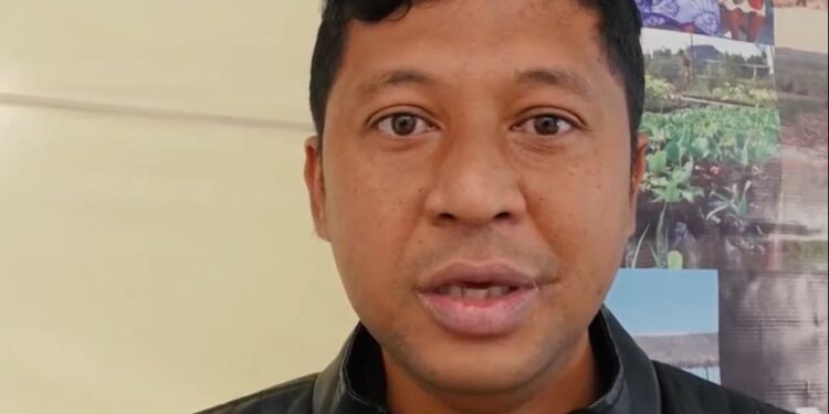 THIERRY RANDRIAMANALINA, COORDINATEUR DES PROJETS D&rsquo;ACCES A L&rsquo;ENERGIE DURABLE WWF MADAGASCAR – « Les alternatives doivent être prêtes pour que les gens adoptent le changement »