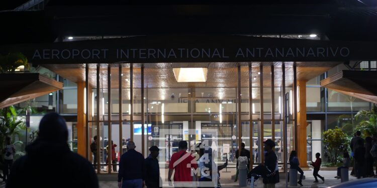 TRAFIC AERIEN – Plus de 84 000 passagers transportés au mois de juin, dont la majeure partie via le réseau régional, selon l’Aviation civile de Madagascar