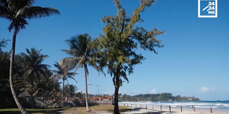 VACANCES – Sur les plages de Fort-Dauphin