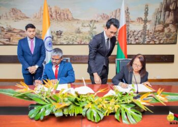 COOPÉRATION – Signature d’un mémorandum d’entente entre Madagascar et l’Inde pour le financement à hauteur de 12,6 milliards d’ariary de projets de développement communautaire à fort impact