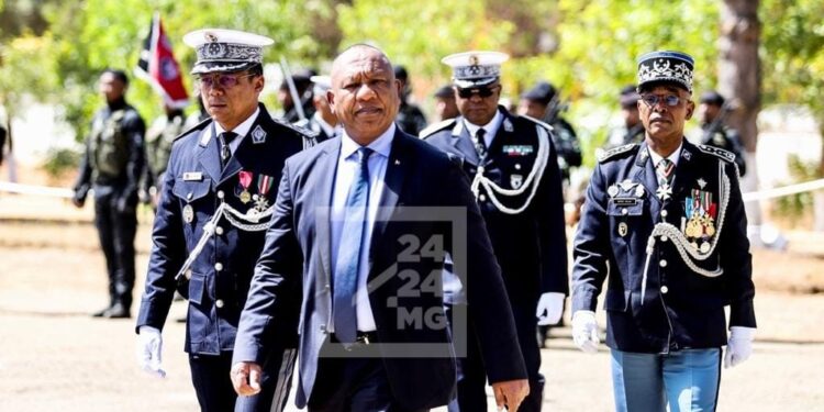 PRESIDENTIELLE – Le Premier ministre Christian Ntsay réfute l’existence d’un « mauvais esprit pour détourner le choix du peuple »