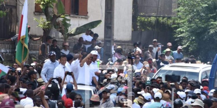 MANIFESTATIONS – Le collectif des candidats donne rendez-vous à ses partisans au Coliseum d&rsquo;Antsonjombe