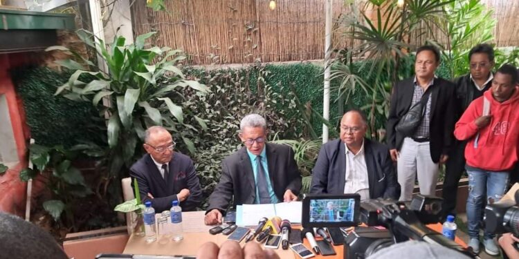 Un nouveau groupe propose un « espace de dialogue » afin de trouver une « solution pérenne qui puisse apporter la paix » à Madagascar
