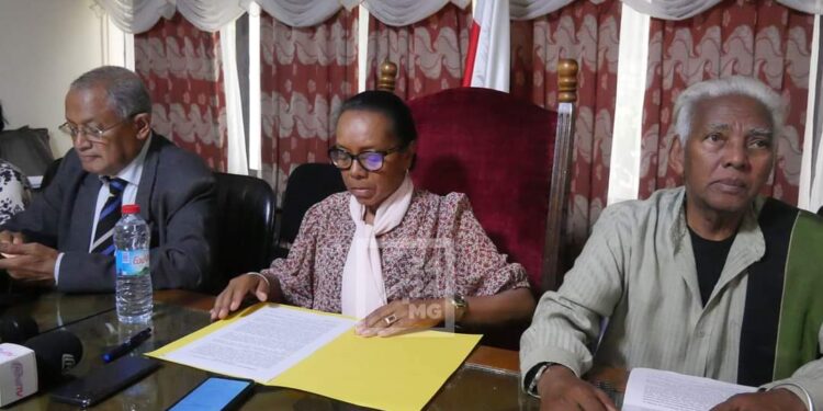 MEDIATION – La plateforme de médiation de Razanamahasoa fait part de ses inquiétudes sur l&rsquo;après élection auprès de la Sadc et des partenaires internationaux