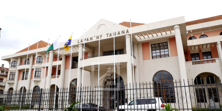 Le maire et les conseillers municipaux seront à nouveau élus sous une même liste