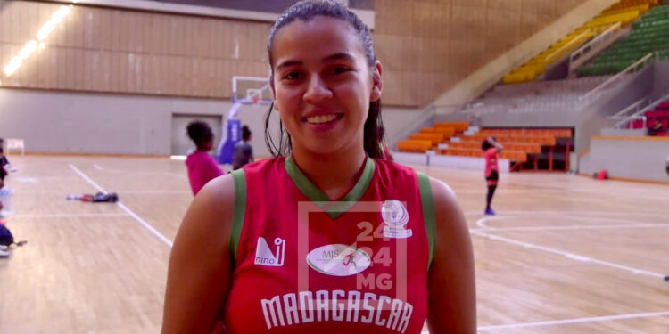 BASKETBALL – Kristina Rakotobe lance une levée de fond pour la création d’un camp de basket dédiée spécialement aux filles de 14 à 16 ans.