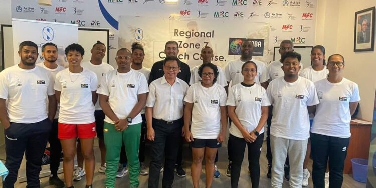 BASKETBALL – Deux entraineurs malgaches en formation à Maurice