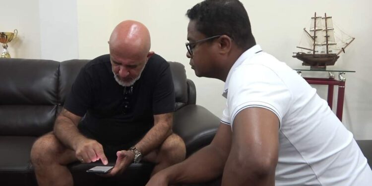 FOOTBALL – Nicolas Dupuis à Mahajanga pour débuter la construction de deux stades 