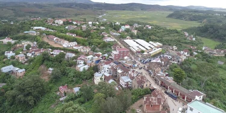 INSÉCURITÉ – Six individus enlevés et un autre tué par balles à Vohitsara dans le district d’Anjozorobe, selon la gendarmerie 