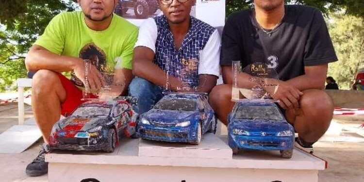 JEUX – Urim Gaio avec son Subaru impreza 2008 remporte la dernière manche du championnat de Madagascar de rallye RC
