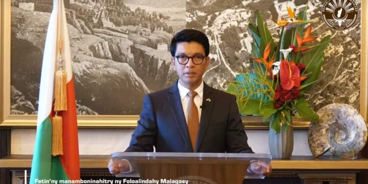 JOURNÉE DES OFFICIERS – Andry Rajoelina appelle les gradés des forces armées à prendre leur responsabilité afin de prévenir les différentes menaces qui pèsent sur la population