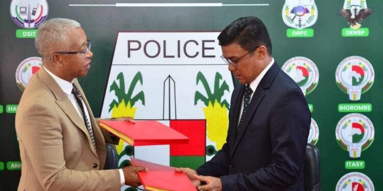 Herilala Rakotoarimanana promet une amélioration des procédures d’acquisition du passeport malgache