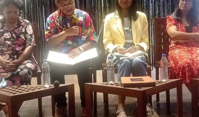 ART VISUEL – Le catalogue de l&rsquo;exposition « Bientôt je vous tisse » de Mme Zo pour écrire l&rsquo;art d&rsquo;aujourd&rsquo;hui