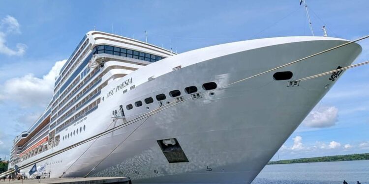 TOURISME – Le navire de croisière MSC Poesia débarque à Antsiranana avec