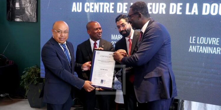 ADMINISTRATION – Le centre de valeur de la douane obtient la certification Iso 9001-2015 