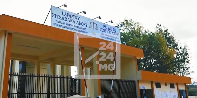 Des caméras de surveillance installées dans les tribunaux pour surveiller les rabatteurs