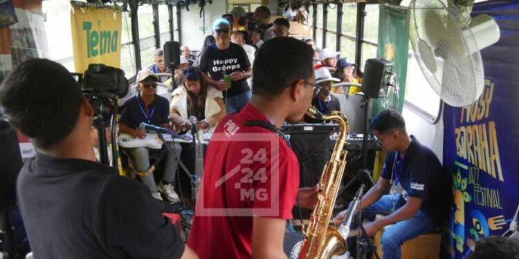 NOSY BORAHA JAZZ FESTIVAL – Départ du Jazz in Train de Moramanga pour Toamasina