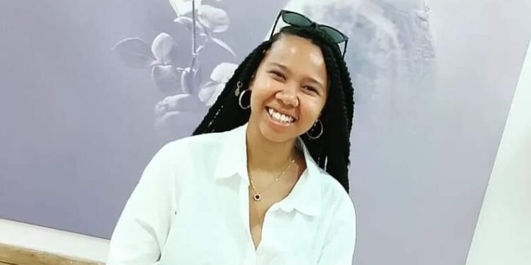 POESIE – Caylah à Brazzaville pour le festival Slamouv