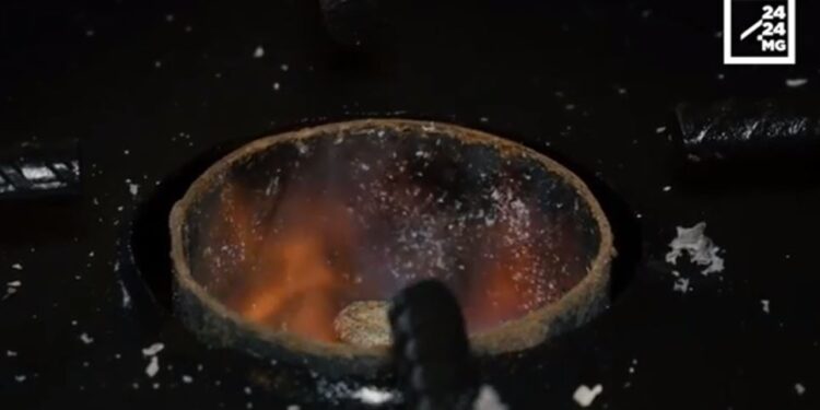 ENERGIE – A la découverte du réchaud à huile de Fanomezantsoa Alain Andrianandrantoniaina