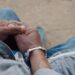 TÉMOIGNAGE – “Le Parkinson me fait vivre au slow down”