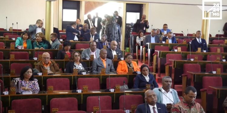 Les travaux de l’Assemblée nationale déplacés en juin pour cause de campagne électorale