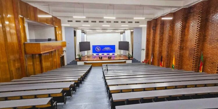 ANKATSO – La Banky Foiben’i Madagasikara rénove le Grand Amphi EGS/DSP d’Ambohitsaina