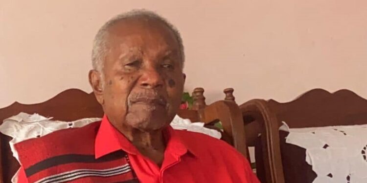 NECROLOGIE – Le roi Sakalava du Menabe Bertin Magloire Kamamy tourne le dos