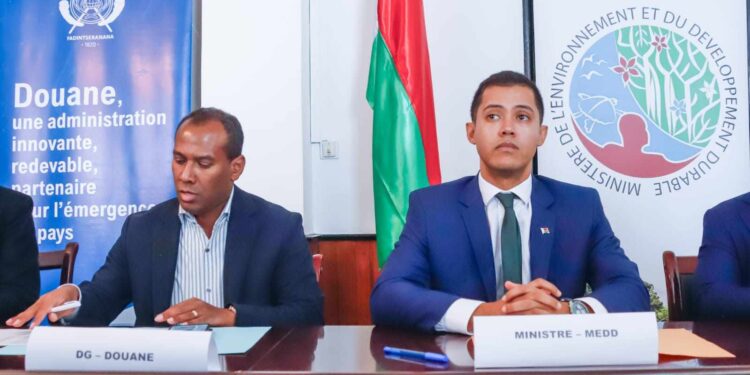 Les espèces sauvages saisies en Thaïlande ne sont sorties ni des ports ni des aéroports malgaches, selon le directeur général des douanes