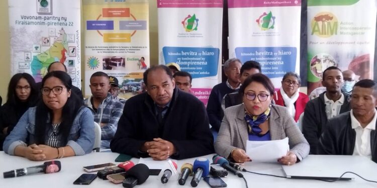 LÉGISLATIVES – Des organisations de la société civile demandent à la HCC d’appliquer la loi, de garder sa neutralité et à respecter le choix du peuple