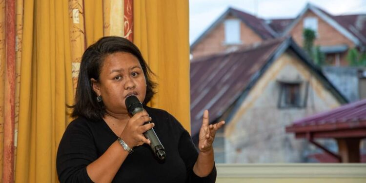 Transparency International Initiative Madagascar – Mialisoa Randriamampianina succède à Ketakandriana Rafitoson