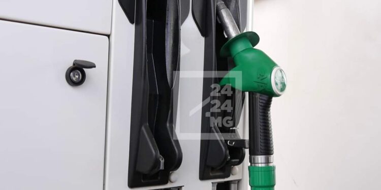 CARBURANT – Les éventuels ajustements des prix à la pompe anticipés dans les projections de la Banque centrale pour cette année