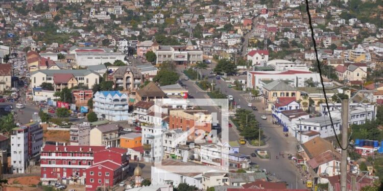 ECONOMIE – Une croissance économique de 5,3 % en 2025 à Madagascar, selon les prévisions de la Banque Africaine de Développement