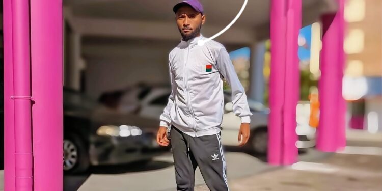 FOOTBALL FREESTYLE – Fyarivelo Rakotoarisoa qualifié pour le championnat d’Afrique 2024