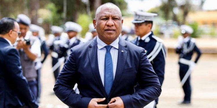 FISCALITE – Le Premier ministre confirme la décision du gouvernement de ne pas toucher à l’Irsa en 2025