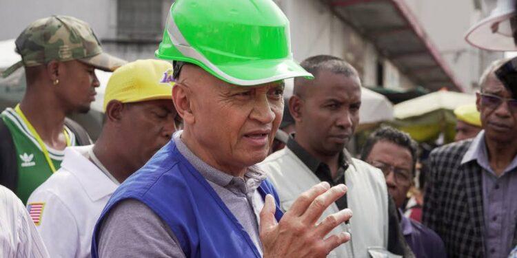 ADMINISTRATION MUNICIPALE – Paiement attendu des salaires des ECD de la CUA travaillant sur la réfection des rues de la Capitale ce mardi