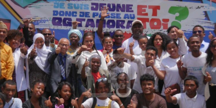 LUTTE CONTRE LES STUPEFIANTS – Les ravages de la drogue exposés aux jeunes par le ministre de la Jeunesse et des sports