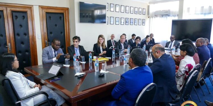 COOPÉRATION – Le Conseil d’administration du FMI repousse à début 2025 l&rsquo;examen des dossiers de Madagascar