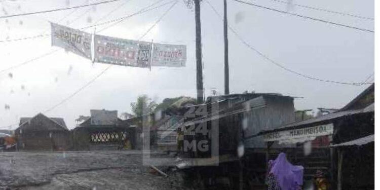 DIKELEDI – Trois décès et 999 sinistrés dans le Nord de l&rsquo;île selon le dernier bilan du BNGRC