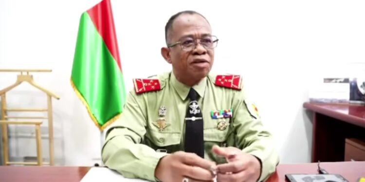 Le général Monja Delphin Sahivelo assure du “refus de toute velléité de perturbation par les Forces armées”