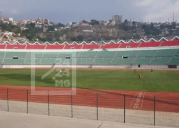 FOOTBALL – Le ministre des Sports annonce un match de gala avec la “Team des héros” au stade Barea en mars