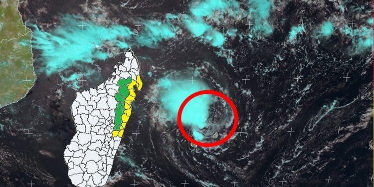 METEO – Alerte jaune cyclonique pour les régions d’Atsinanana, d’Ambatosoa, d’Analanjirofo et pour le district d’Antalaha