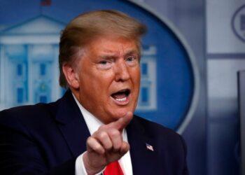 ETATS-UNIS – Donald Trump signe le décret imposant des droits de douane de 25% sur les importations provenant du Canada et du Mexique 