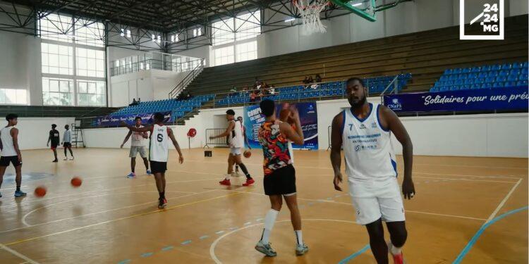 JEANNOT RAVONIMBOLA, COACH DES ANKOAY – “Nous jouons devant notre public, nous pouvons le faire”
