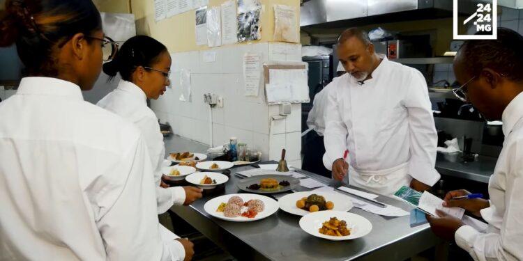 GASTRONOMIE – A l’heure du coup de feu dans les cuisines de « La Table des Hautes Terres »
