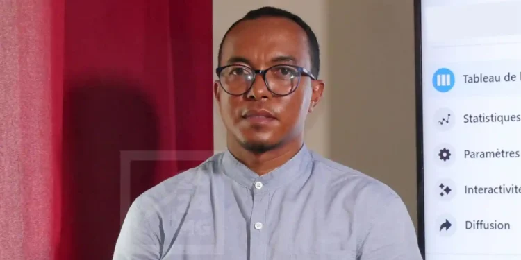 FOOTBALL – Andry Hildecoeur Henintsoanarivo, ancien coach d’Elgeco Plus, rejoint le staff des Barea