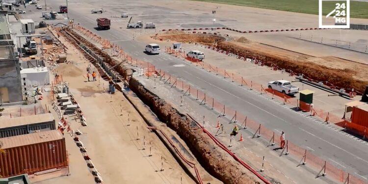Découvrez les travaux de rénovation de l’aéroport international d’Antananarivo, un chantier majeur pour moderniser le transport aérien à Madagascar.