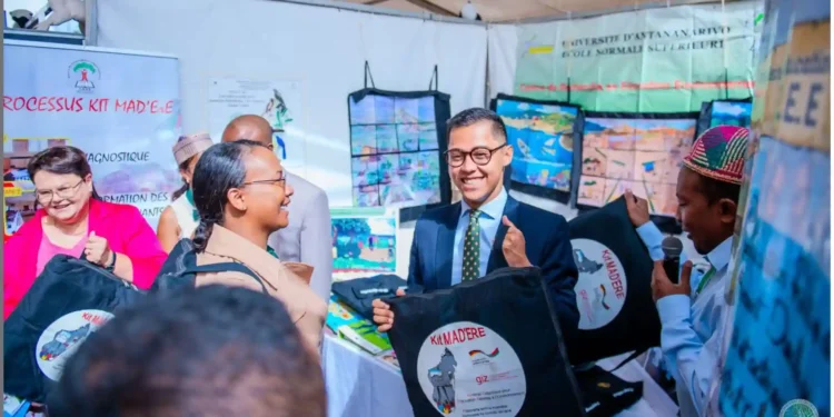 EVENEMENT – Un premier salon de l’éducation relative à l’environnement et au développement durable pour unir les efforts de sensibilisation