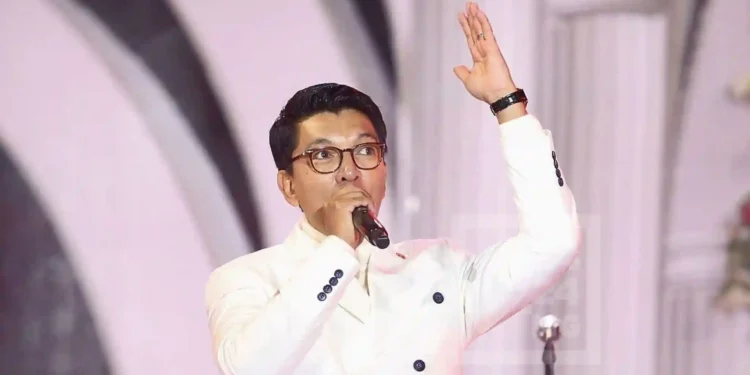 CONCERT DE LOUANGE – Andry Rajoelina appelle les Malgaches à garder la foi et le courage face aux épreuves