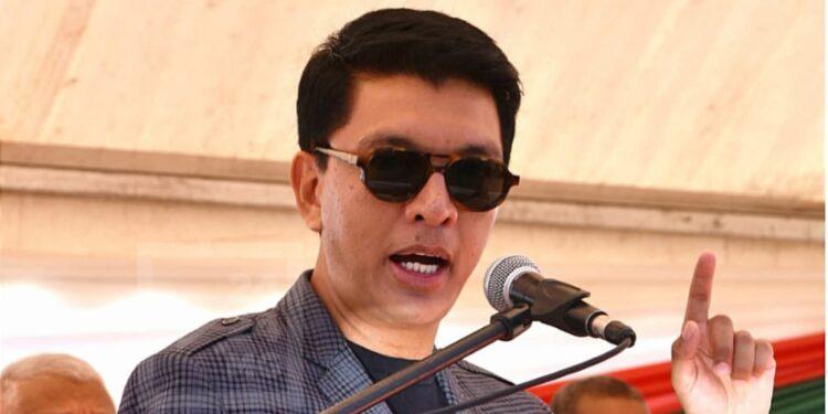 AFFAIRE IMMATRICULATION PROVISOIRE D’AVIONS – Andry Rajoelina annonce l’arrestation des deux individus recherchés pour « usurpation et falsification »