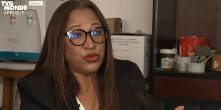 SUSPICION D’EMPOISONNEMENT – La directrice de la veille sanitaire du ministère de la Santé se demande “à quoi bon insister de chercher du botulisme là où on n’en a jamais trouvé”